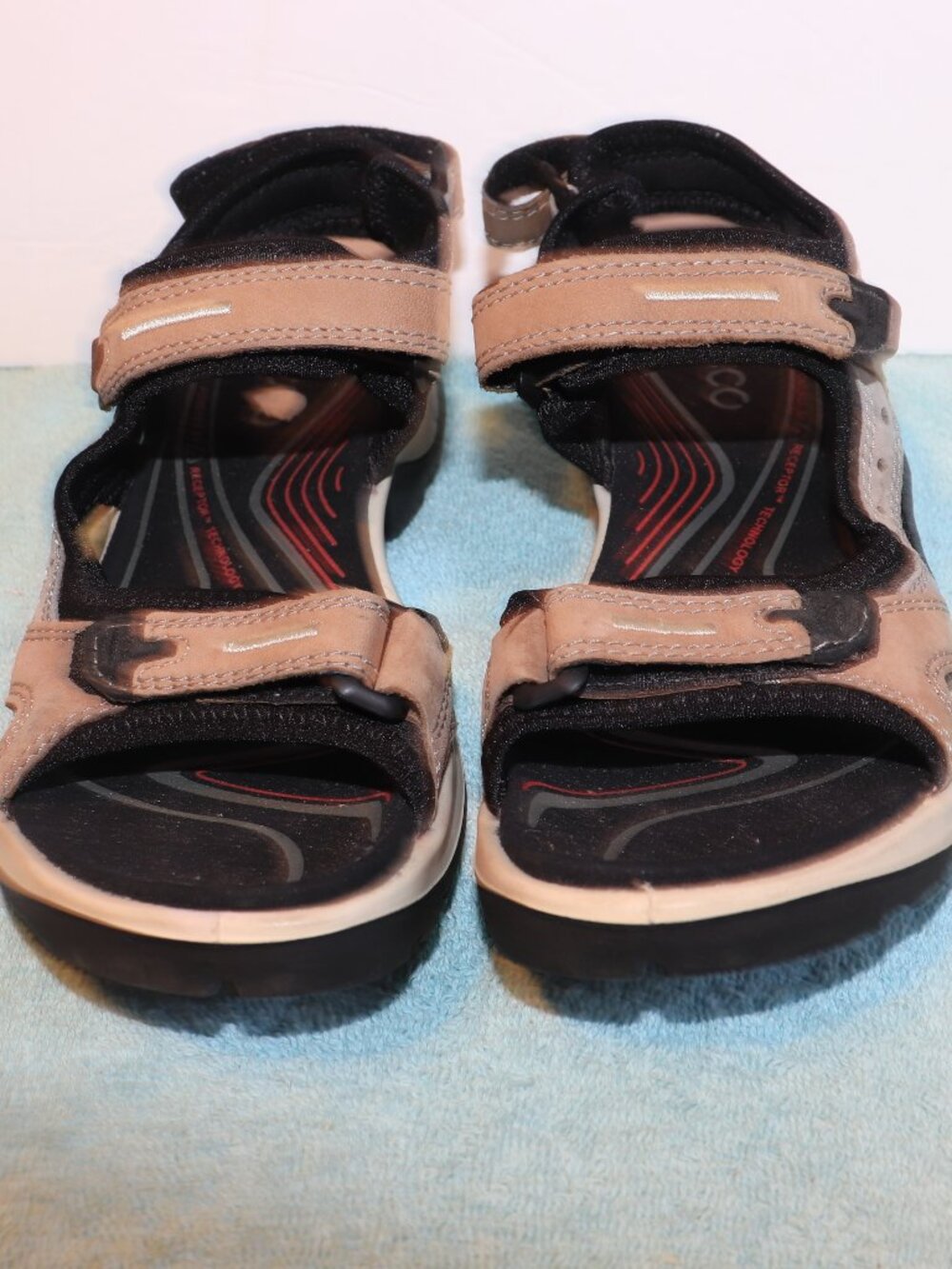 Ecco Yucatan Sandals Womens EU 38 US 7-7.5 Black White Off-road Outdoor Strappy